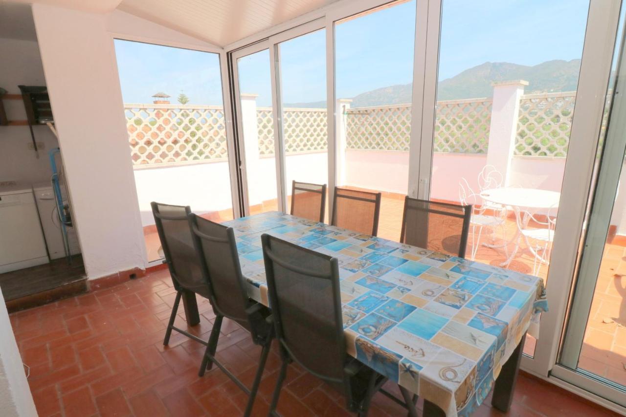 Turo 3 - Piso Con Piscina Comunitaria Rosas